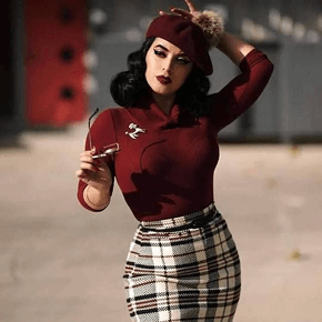 Pin-up style 1